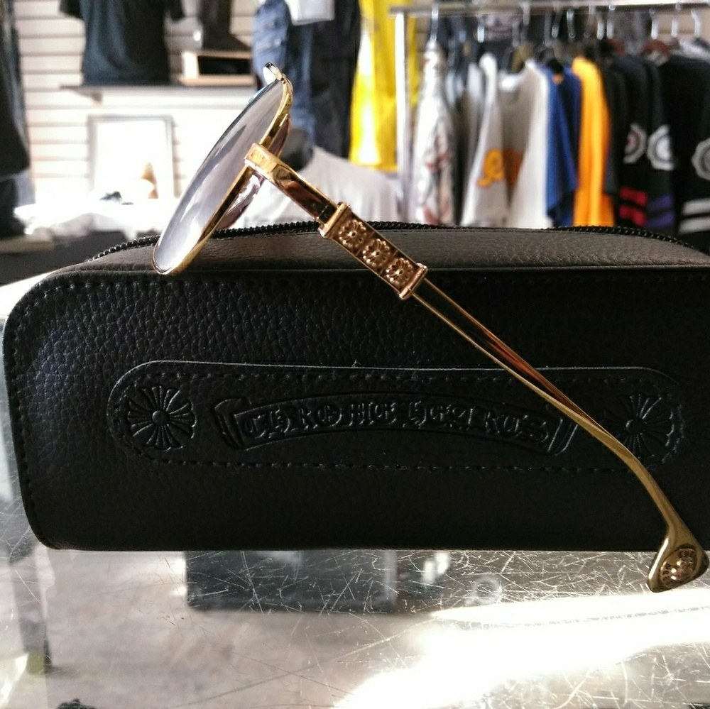 Chrome hearts